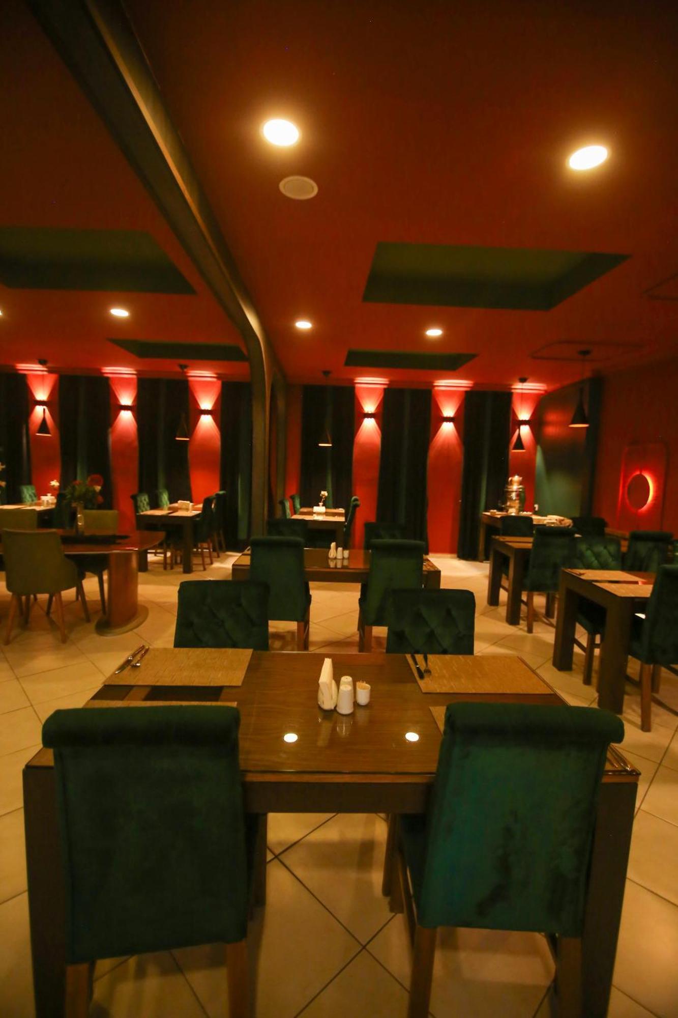 Cevik Palace Hotel Анталия Екстериор снимка