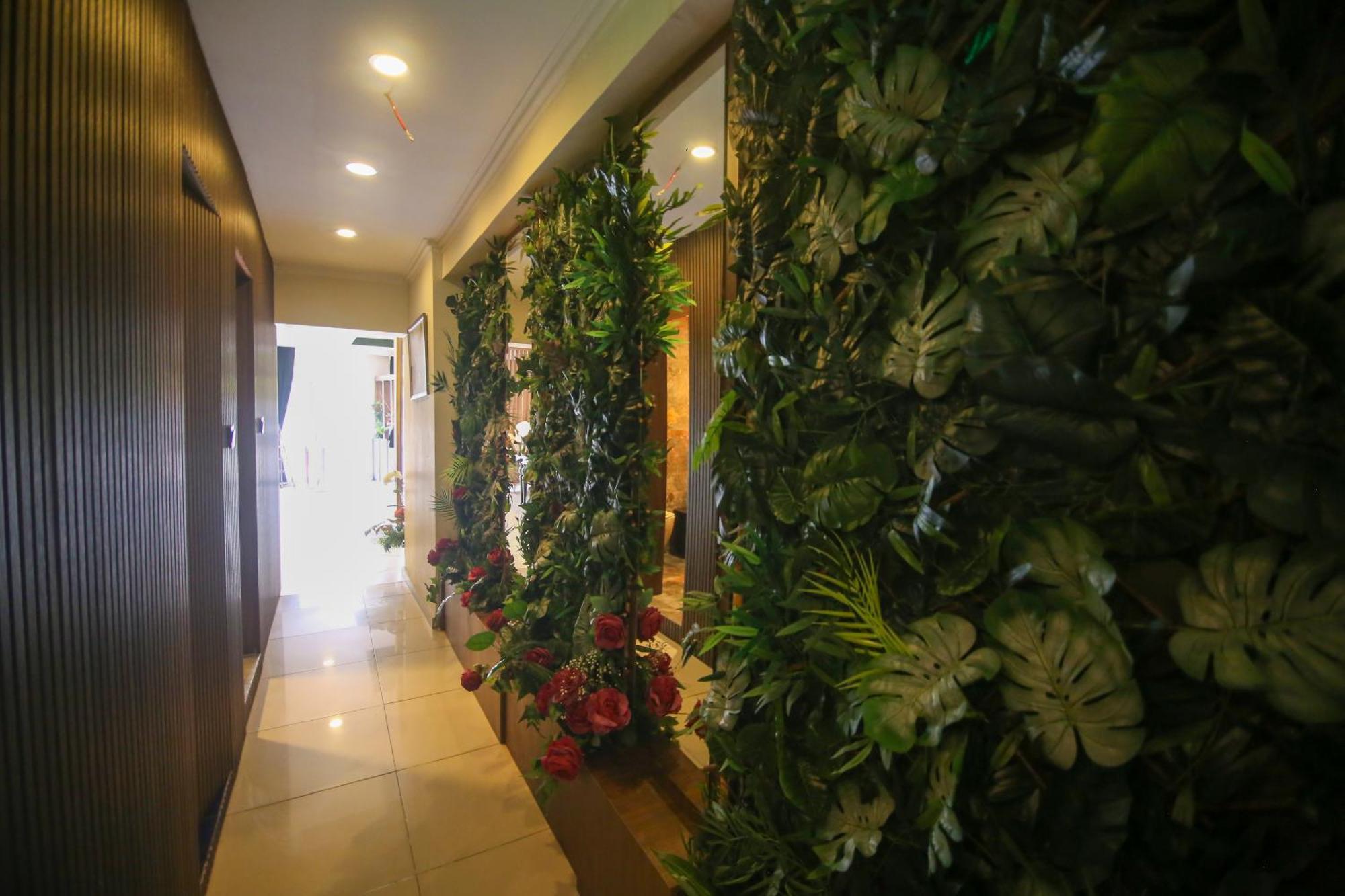 Cevik Palace Hotel Анталия Екстериор снимка