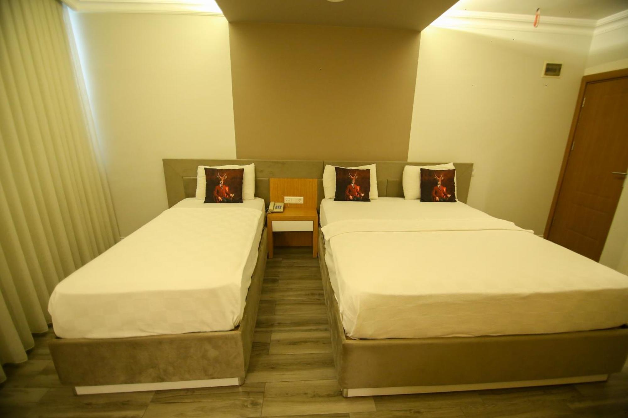 Cevik Palace Hotel Анталия Екстериор снимка