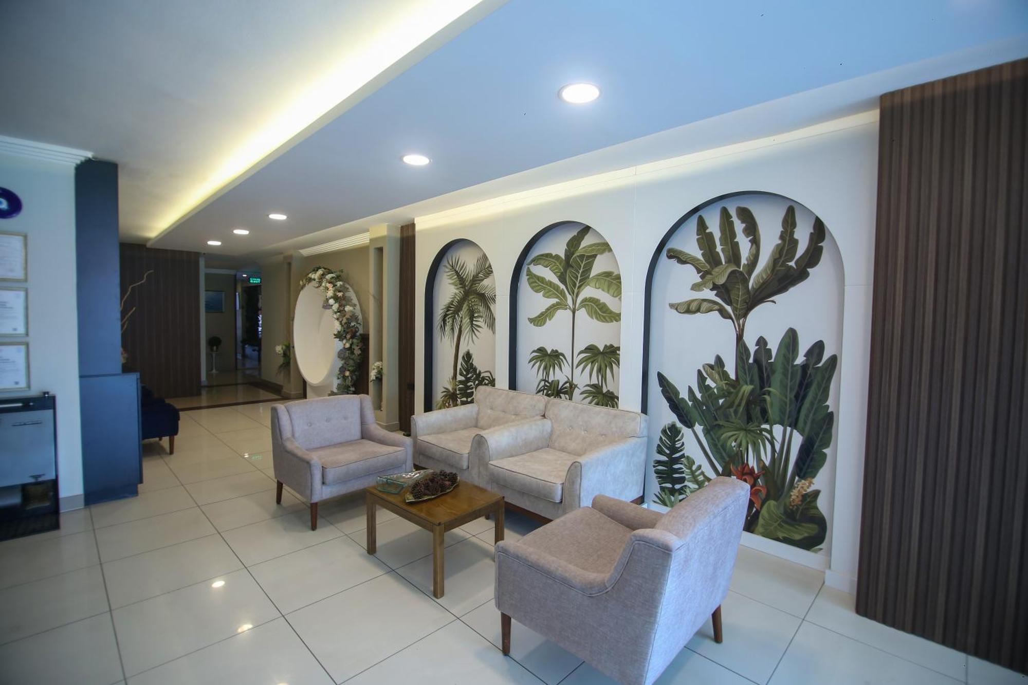 Cevik Palace Hotel Анталия Екстериор снимка